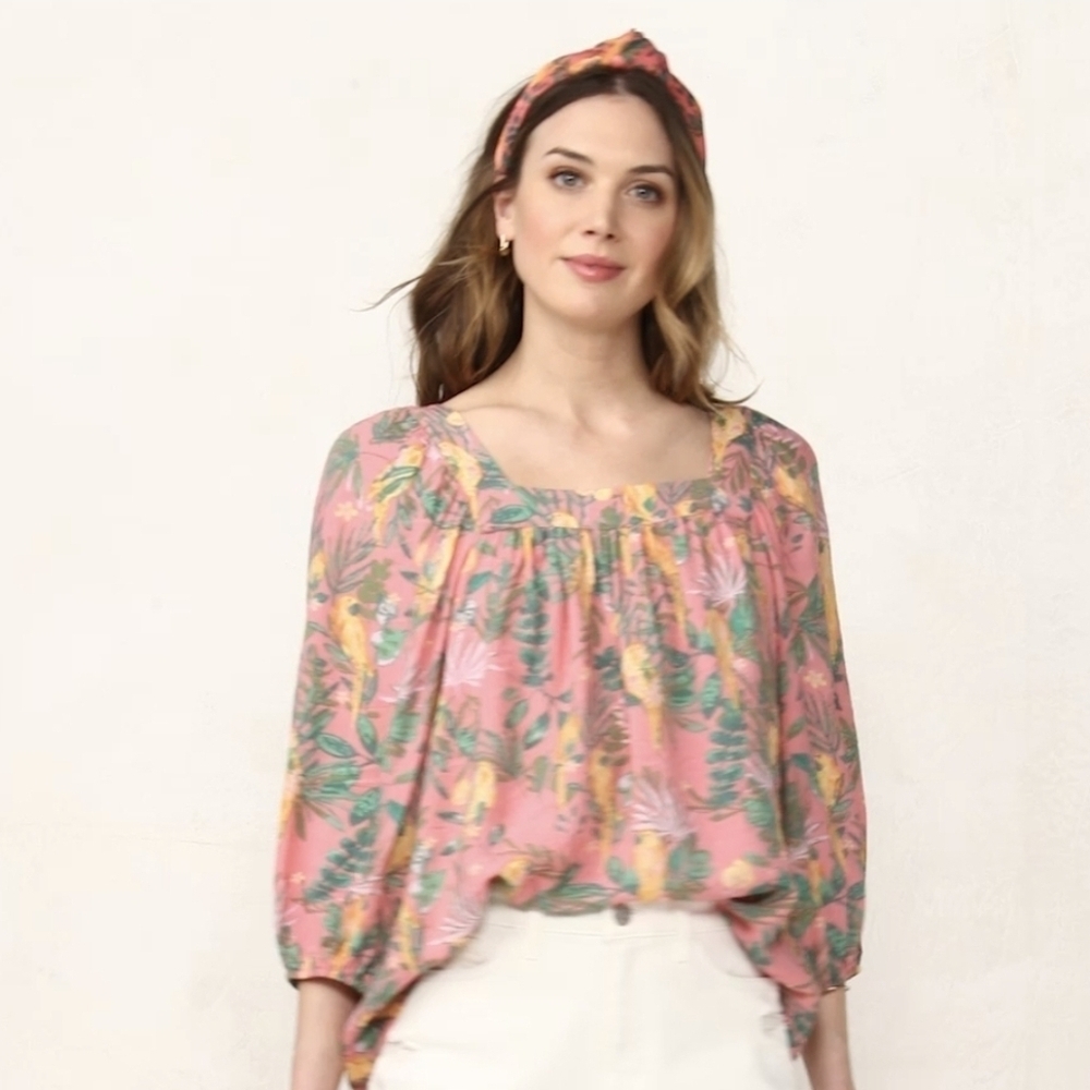 Women's LC Lauren Conrad Squareneck Peasant Top Boho Bohemian Parrot Bird Print